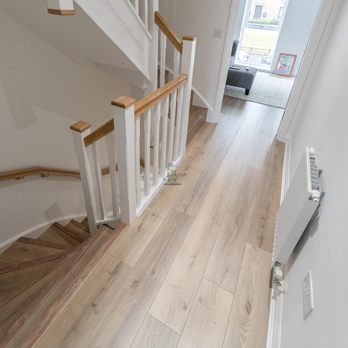 Grey Beige Oak 12mm Laminate – image 7