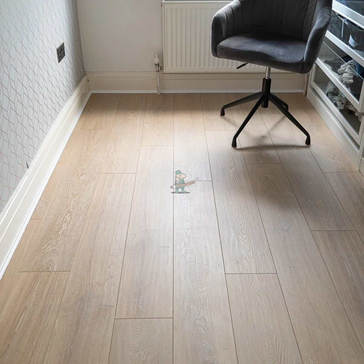 Desert Oak 12mm Laminate – image 3