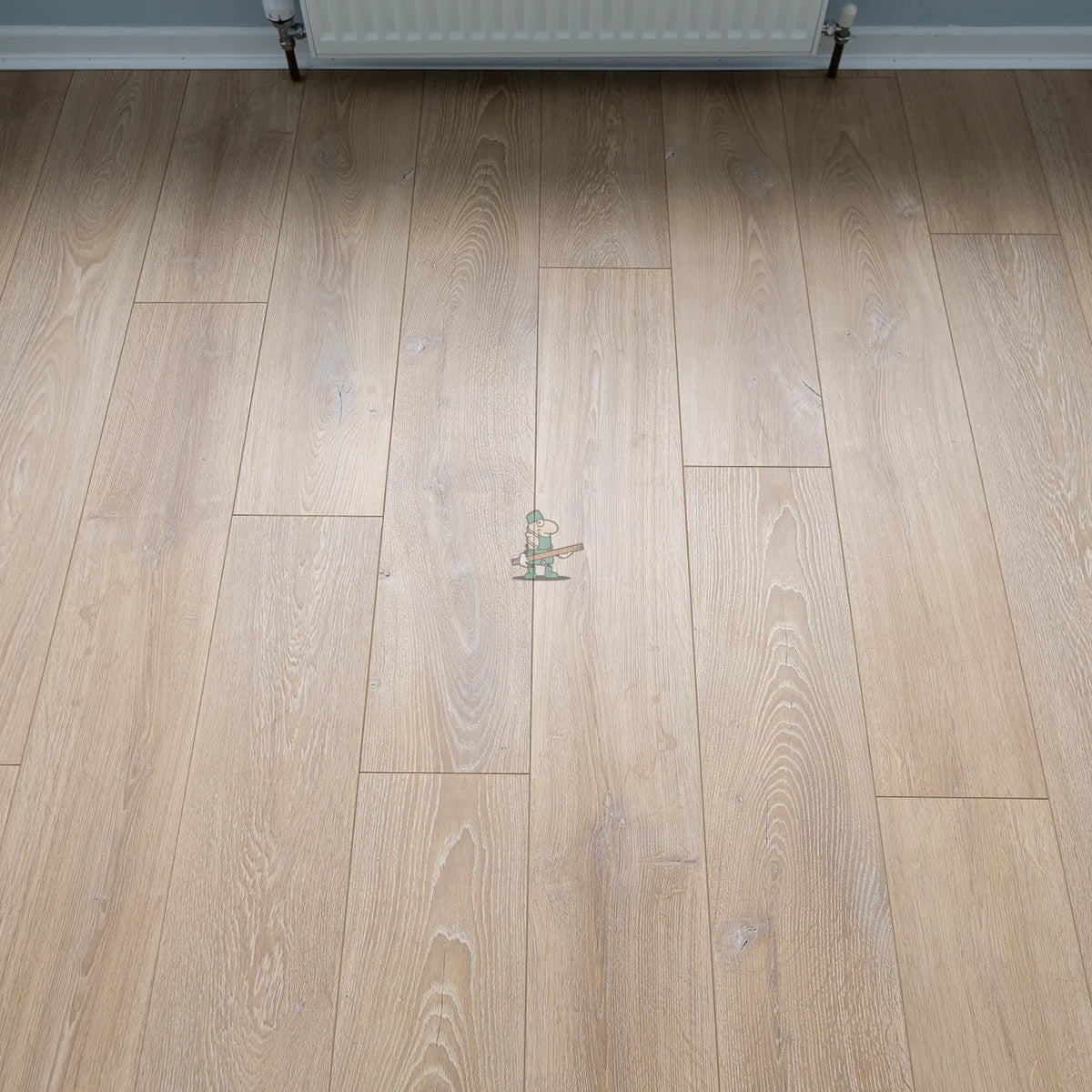 Desert Oak 12mm Laminate – image 11