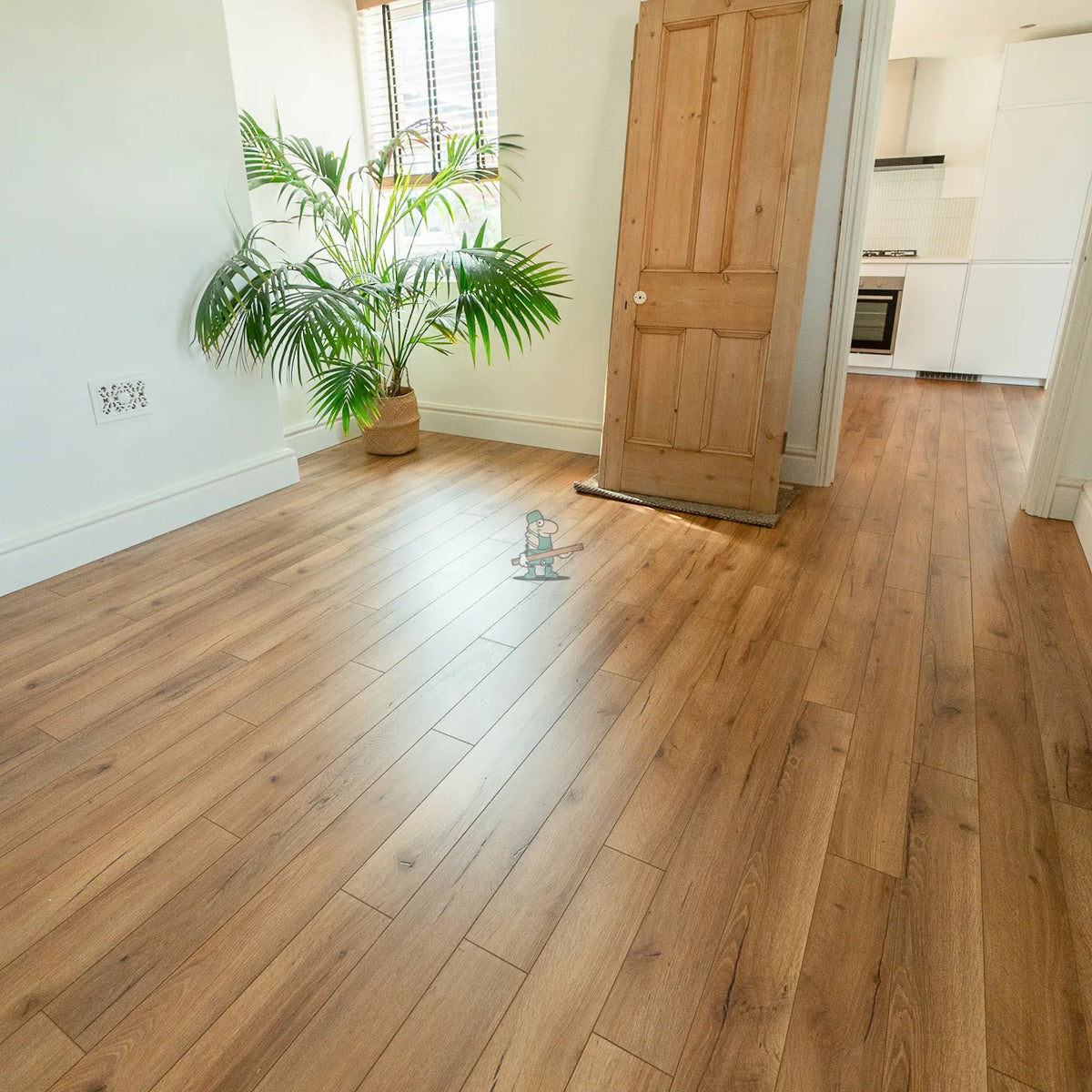 Smoked Oak 12mm Laminate – image 8