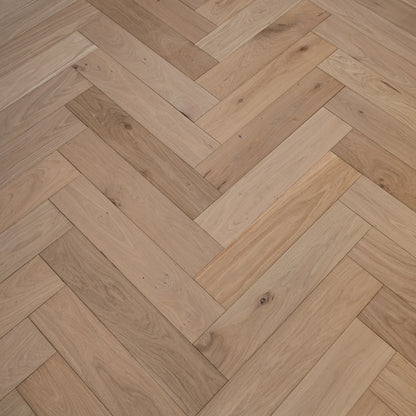 Unfinished Oak 125mm Engineered Herringbone – image 2