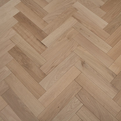 Unfinished Oak 90mm Engineered Herringbone, 18/4mm – image 2