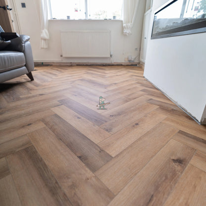 Warm Oak Herringbone Click LVT – image 9