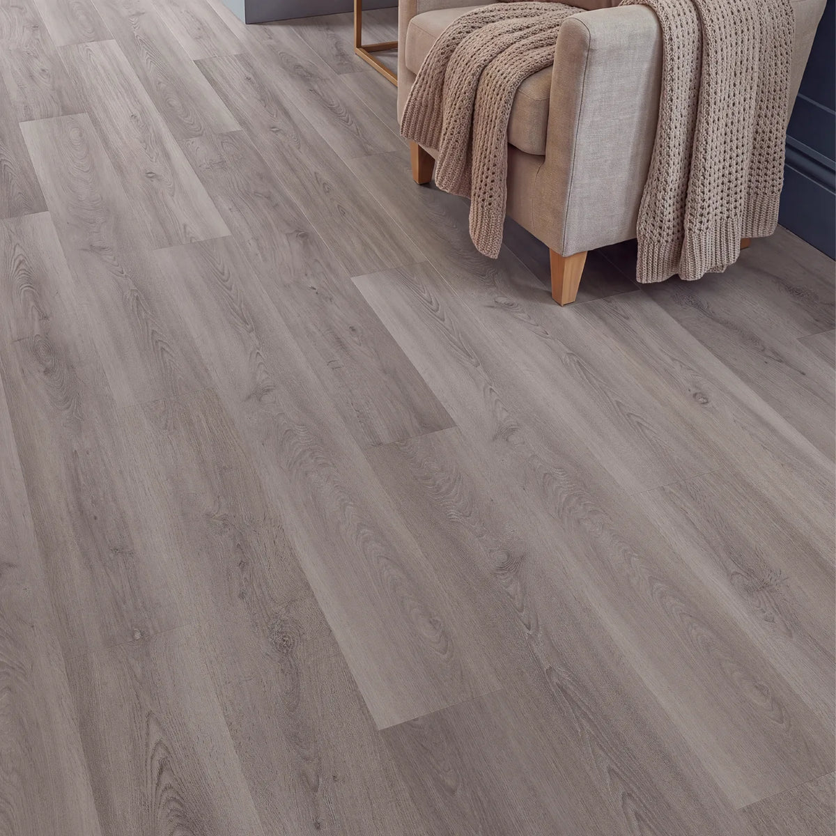 Atlas Oak Glue Down LVT – image 3
