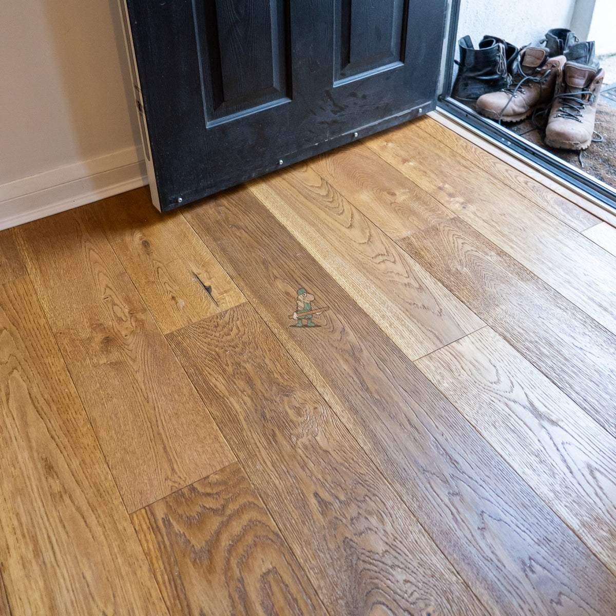 Brushed Golden Oak Hand Scraped 180mm Engineered Plank – image 6
