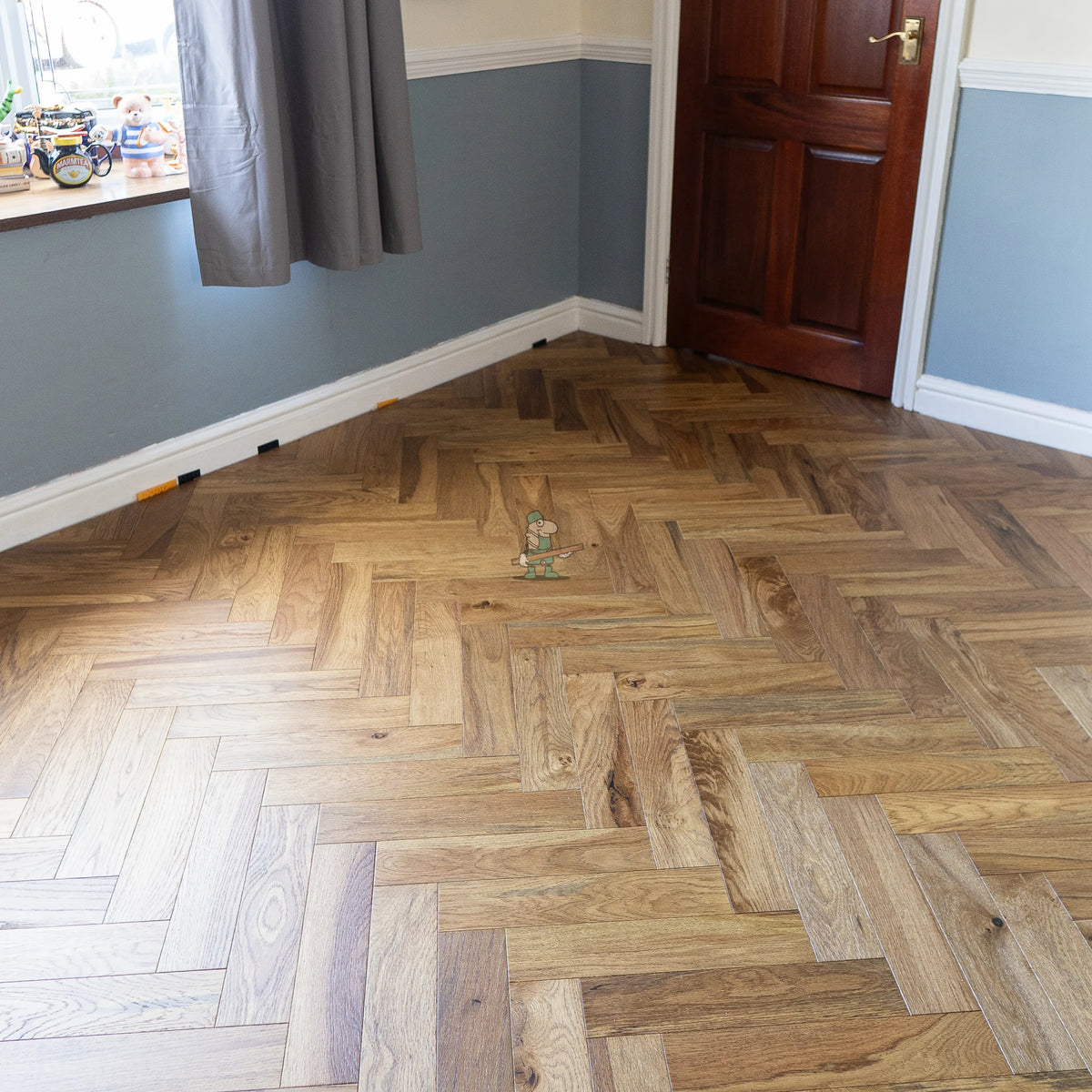 Golden Wheat Oak 90mm Engineered Herringbone – image 7