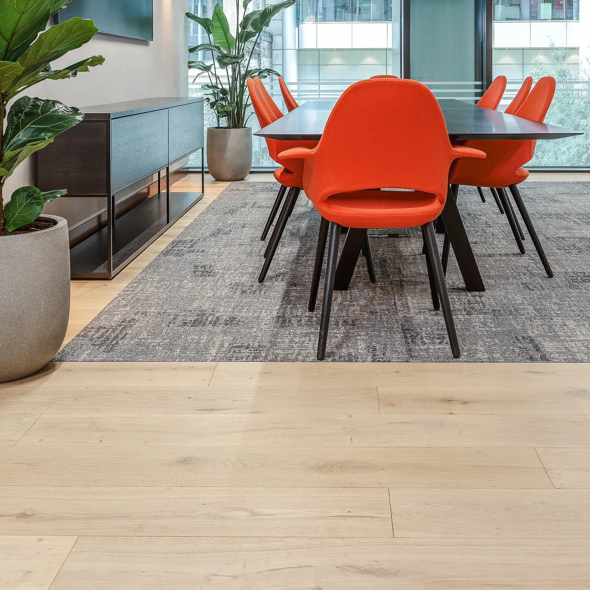 Pale Invisible Lacquered Oak 190mm Engineered Plank – laid in a living room