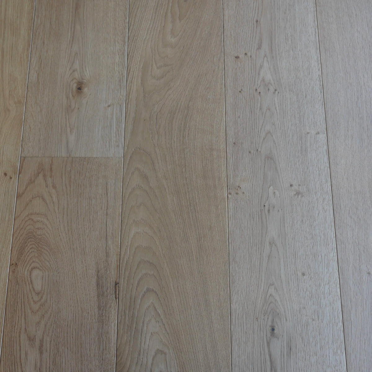 Natural Oiled Oak 220mm Engineered Plank, 15/4mm – image 2