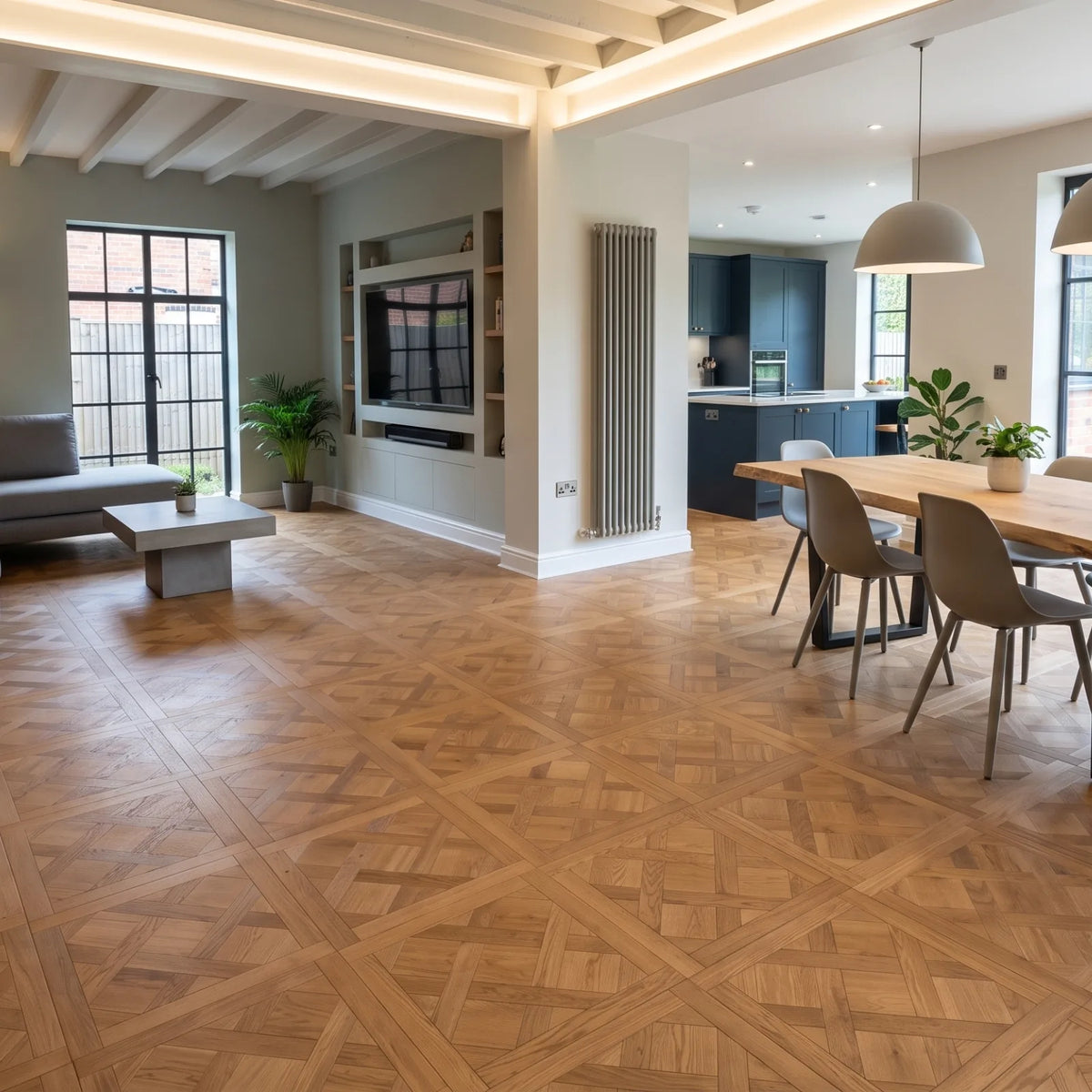 Harvest Oak Versailles Panel 12mm Laminate – image 1