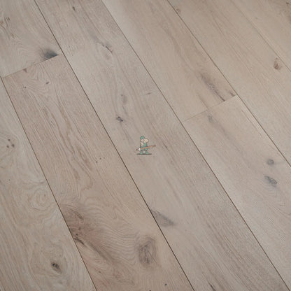 London Invisible Oak 220mm Engineered Plank – image 5