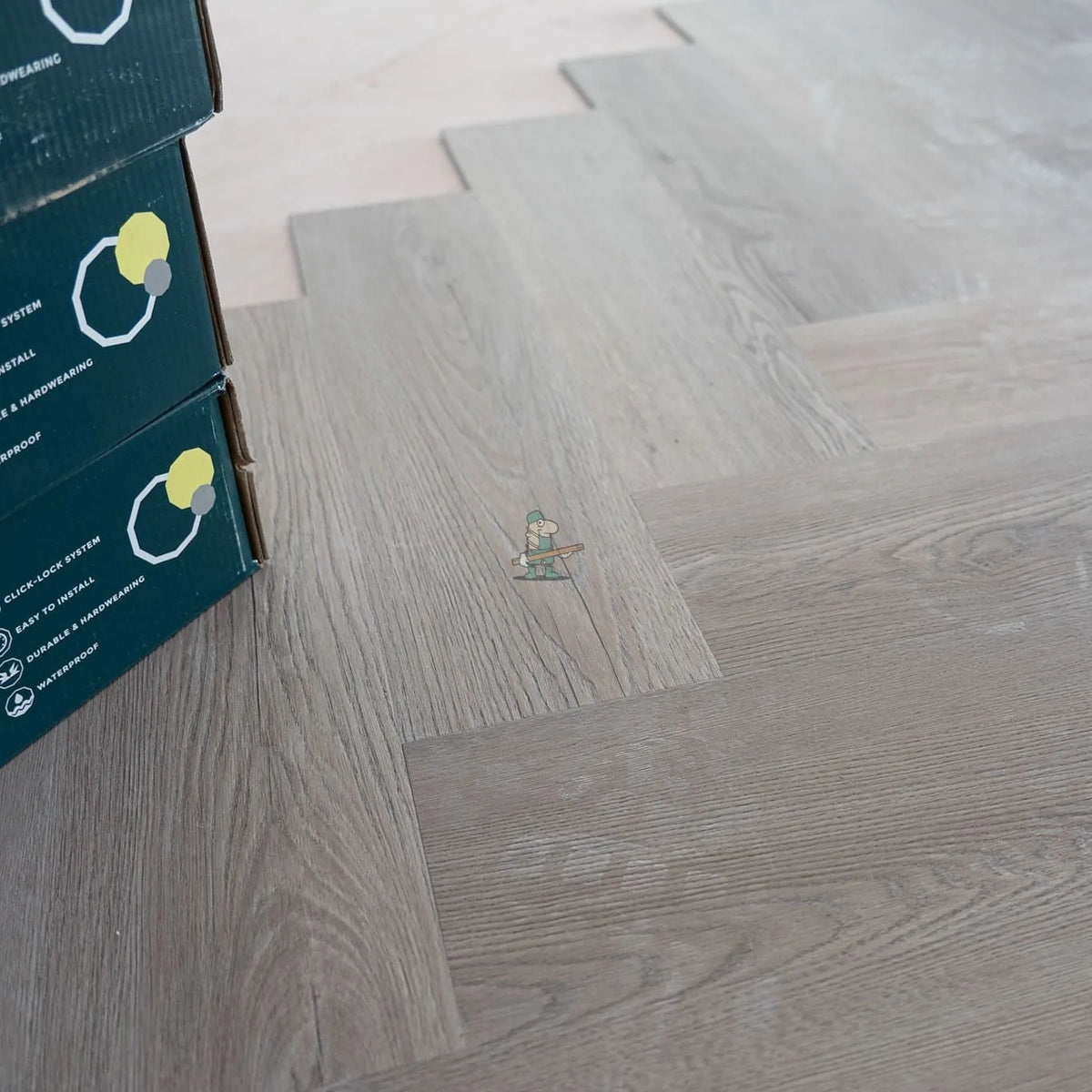 Quayside Umber Oak Herringbone Click LVT – close-up of the surface (4)