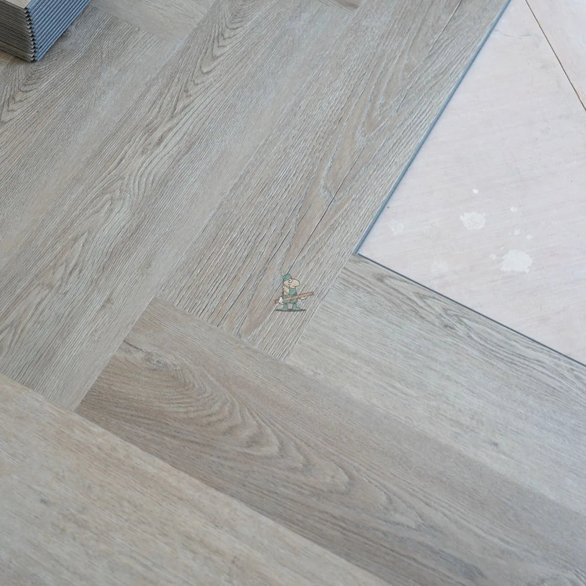 Quayside Umber Oak Herringbone Click LVT – close-up of the surface (8)