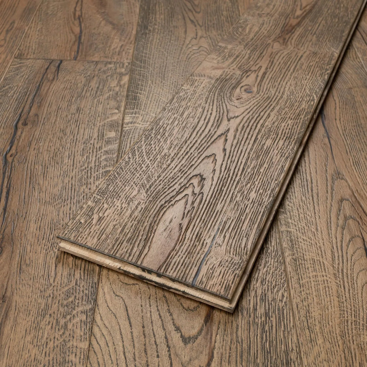 Smoked Oak Distressed 190mm Engineered Plank – image 5