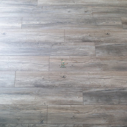 Rustic Grey Oak 12mm Laminate – laid in a living room (8)