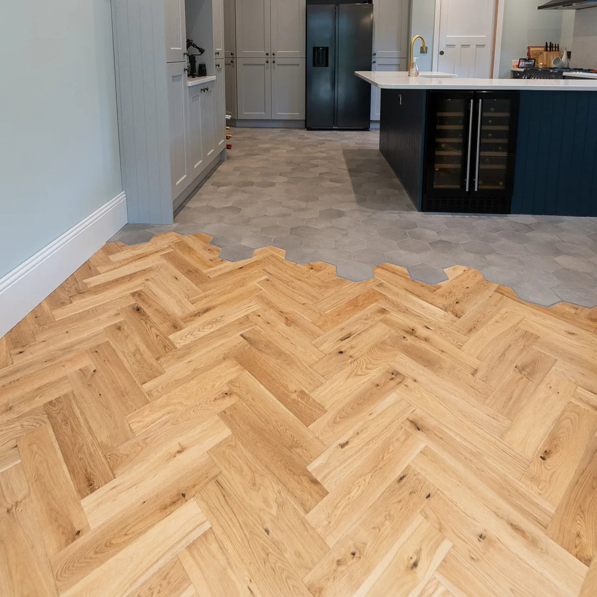 Natural Oak 90mm Engineered Herringbone, 15/4mm – image 1