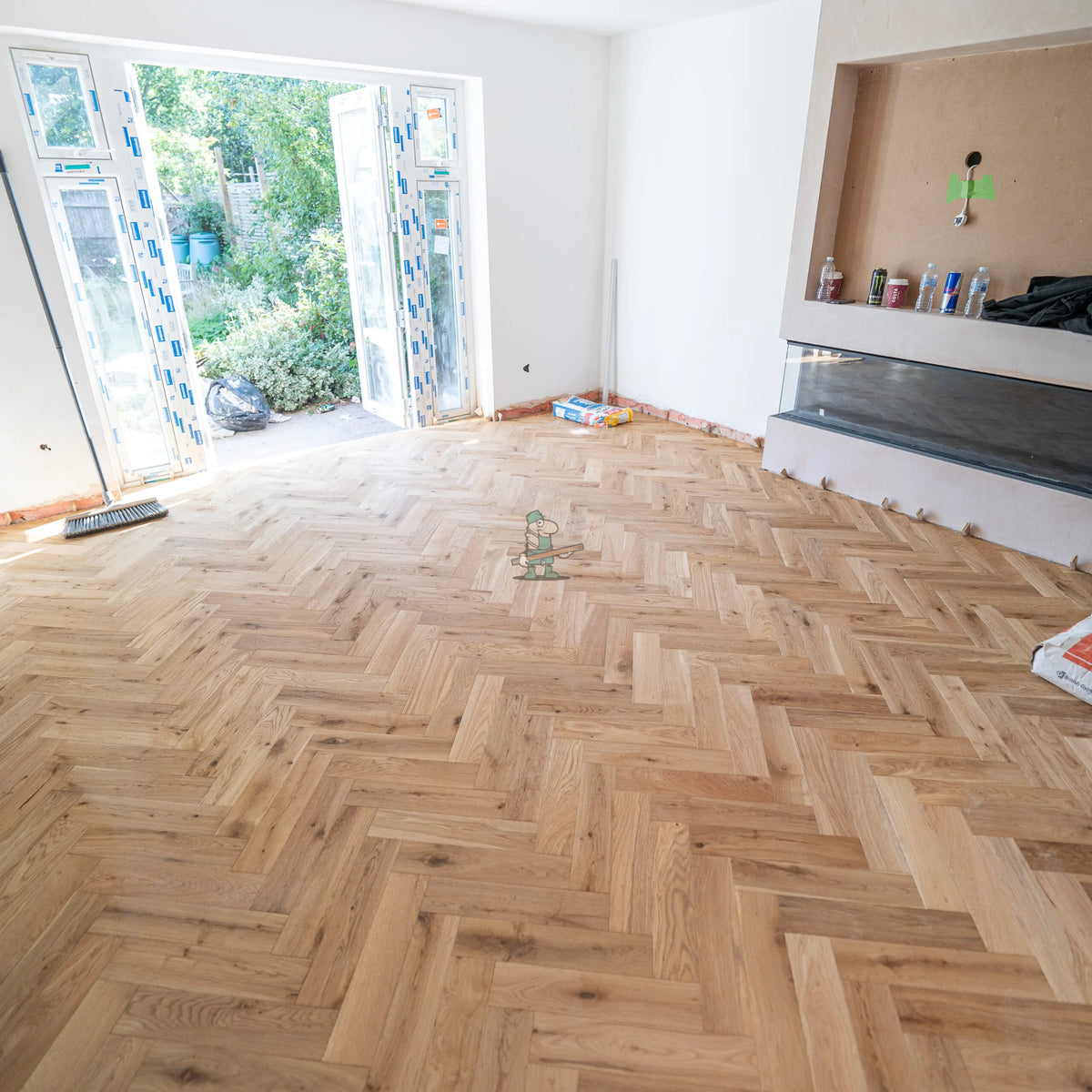 Natural Oak 90mm Engineered Herringbone, 15/4mm – image 3