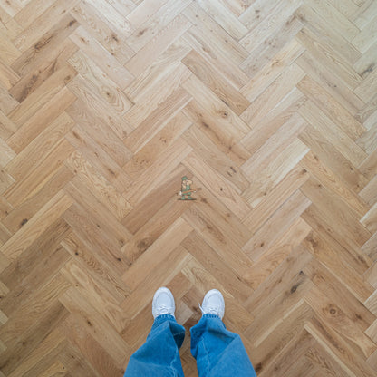 Natural Oak 90mm Engineered Herringbone, 15/4mm – image 5