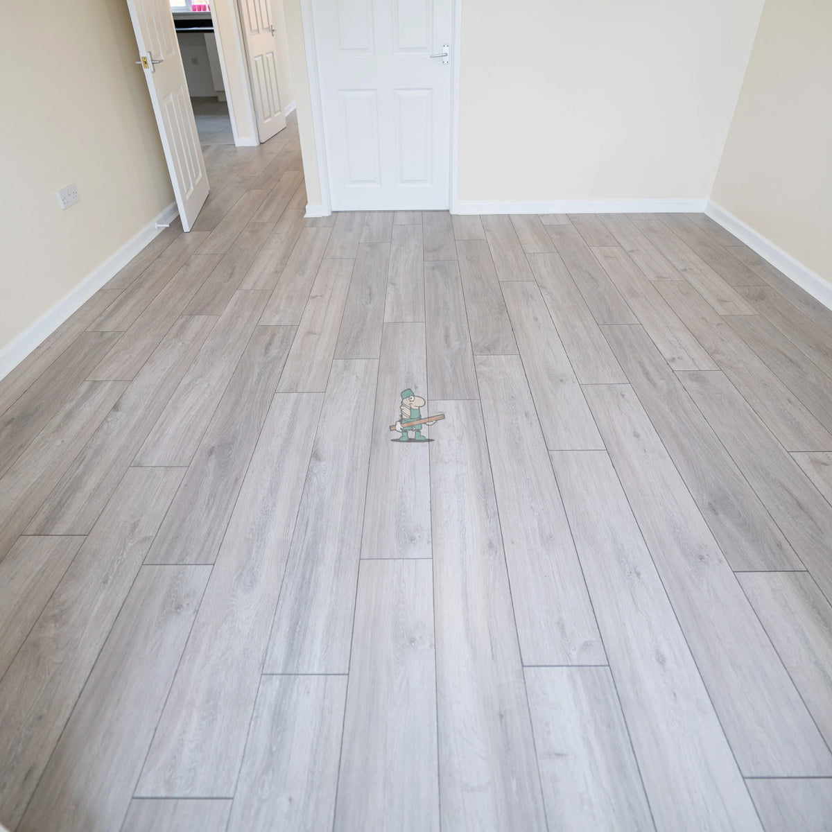 Feather Grey Oak 12mm Laminate – image 6