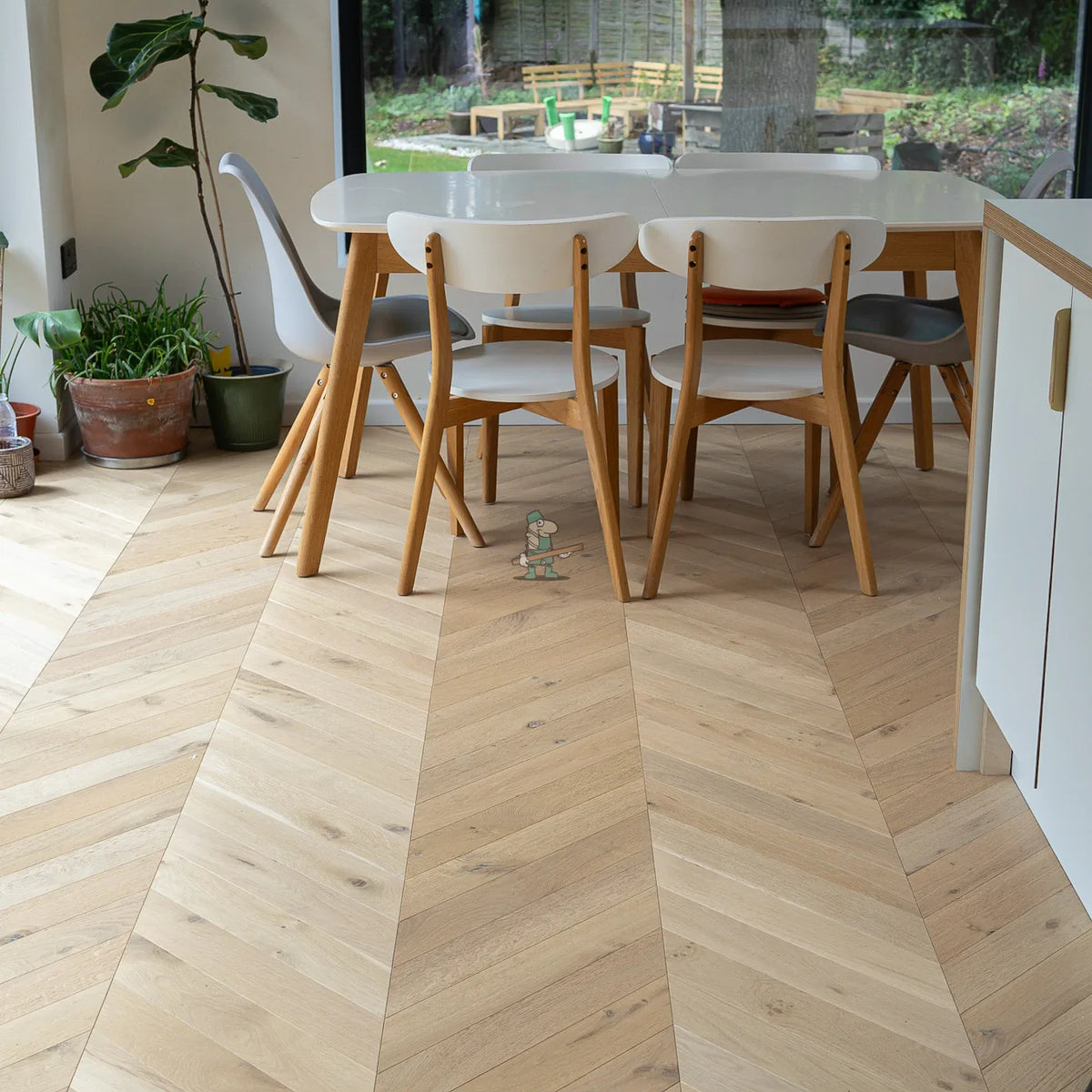 Cotton Invisible Oak 90mm Engineered Chevron – image 8