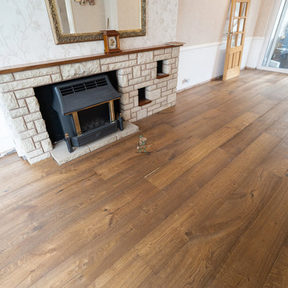 Rustic Smoked Oak 220mm Engineered Plank – image 6