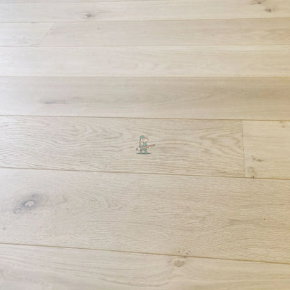 London Invisible Oak 260mm Engineered Plank – image 4