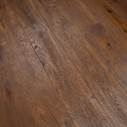 Antique Brown Oak Distressed 190mm Engineered Plank – image 3