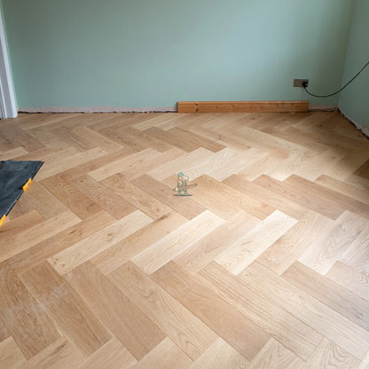 Natural Rustic Oak 150mm Engineered Herringbone – image 11