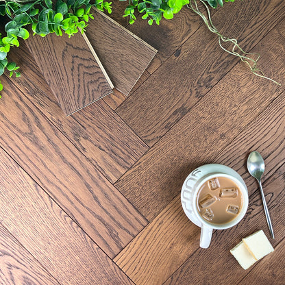 Smoky Brushed Oak 90mm Engineered Herringbone – image 1