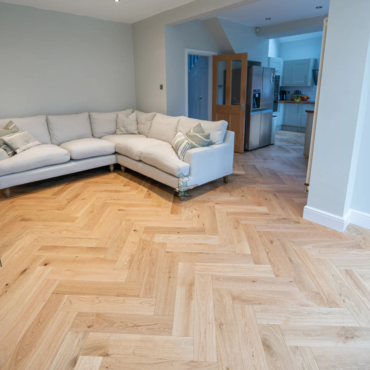 Natural Oak 125mm Engineered Herringbone – laid in a living room