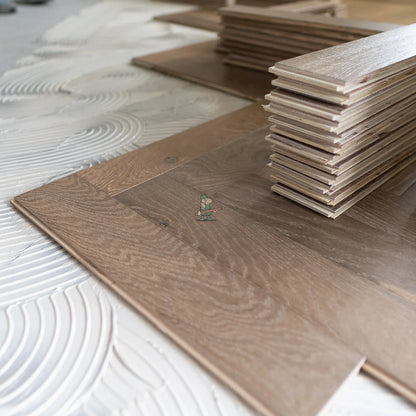 Infused Grey Oak 90mm Engineered Herringbone – image 5