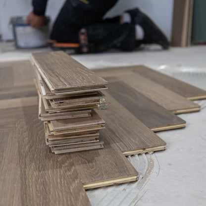Infused Grey Oak 90mm Engineered Herringbone – image 7