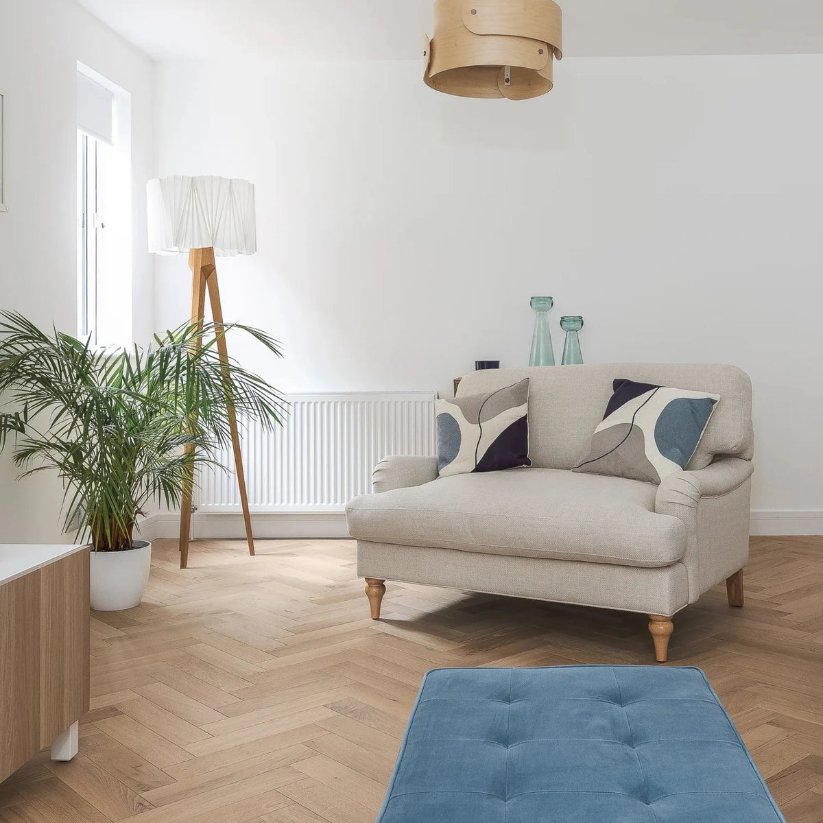 Shore Drift Oak 90mm Engineered Herringbone – image 1