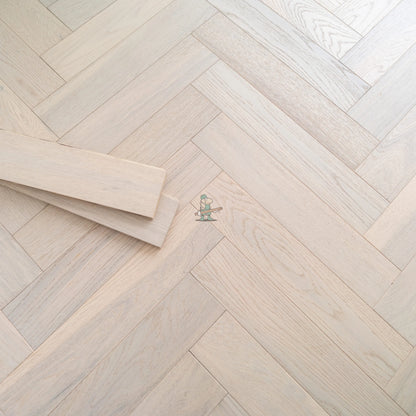 Infused White Oak 90mm Engineered Herringbone – image 6