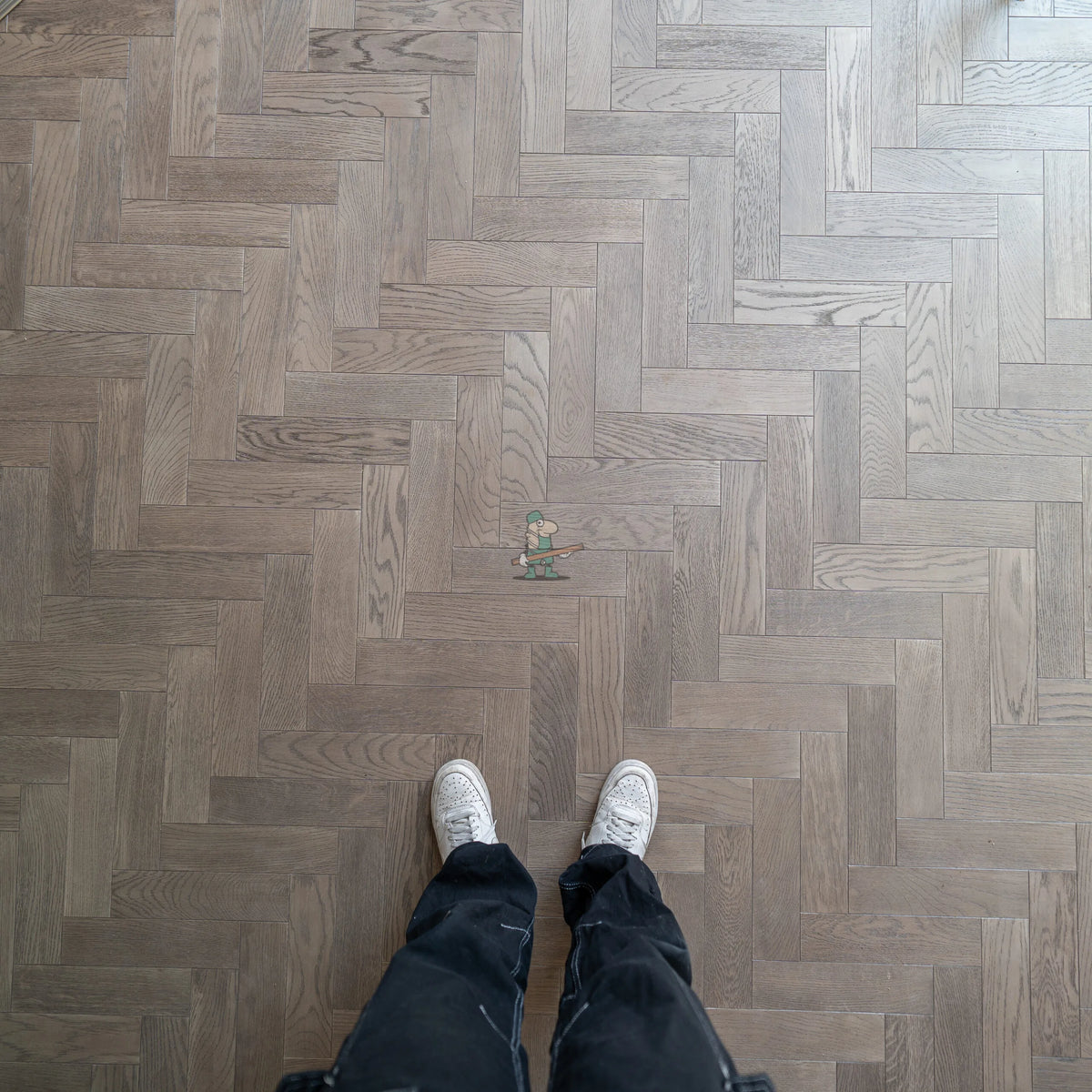 Sterling Silver Oak 80mm Engineered Herringbone – close-up of the surface