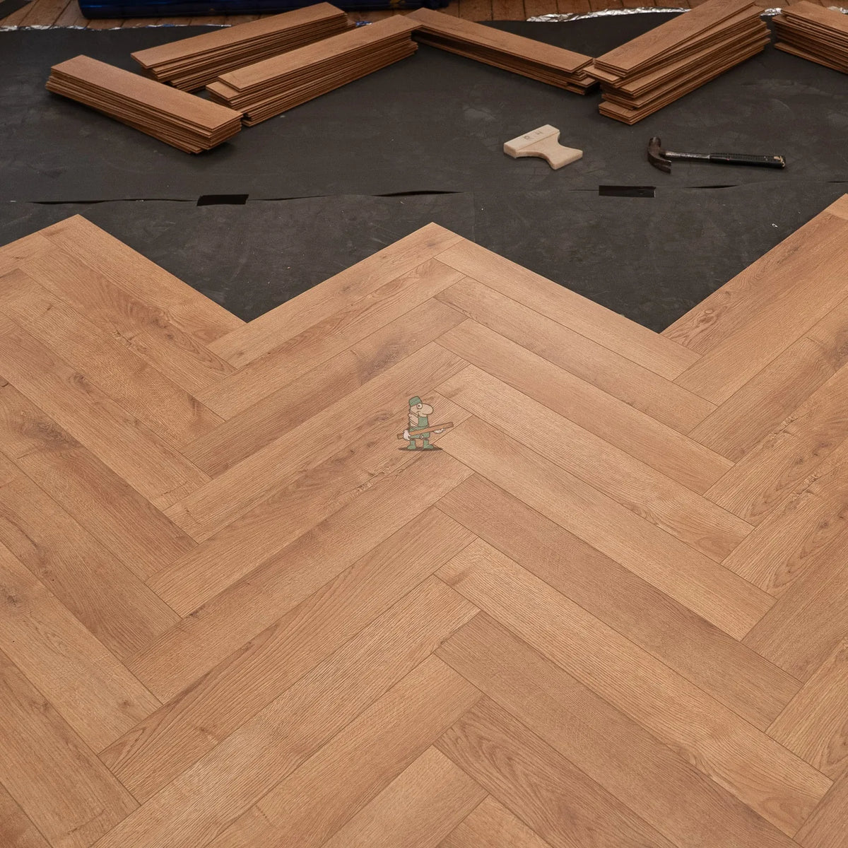 Biscoff Oak Herringbone 12mm Laminate – image 5