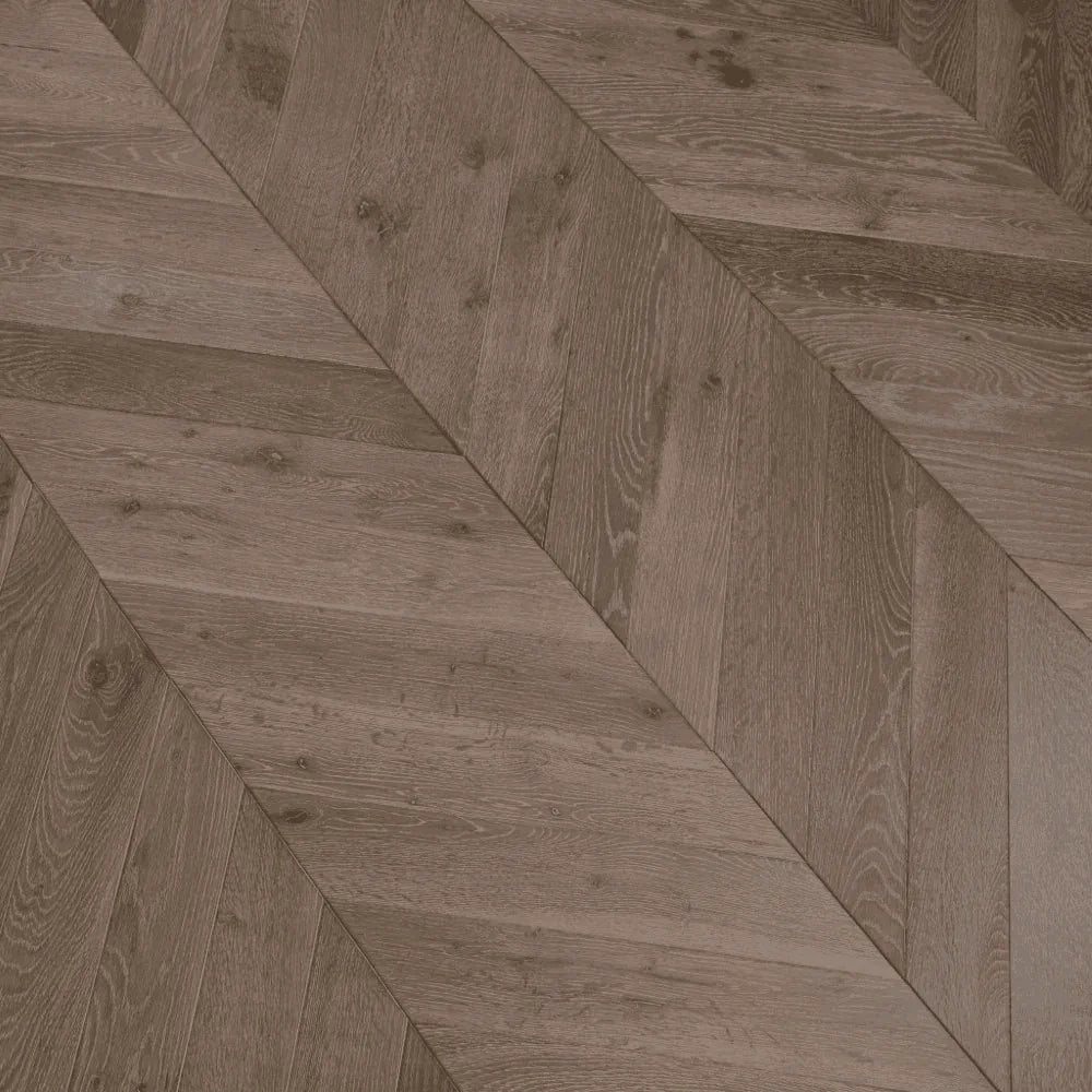 Brown Waxed Haze Oak 90mm Engineered Chevron – image 8