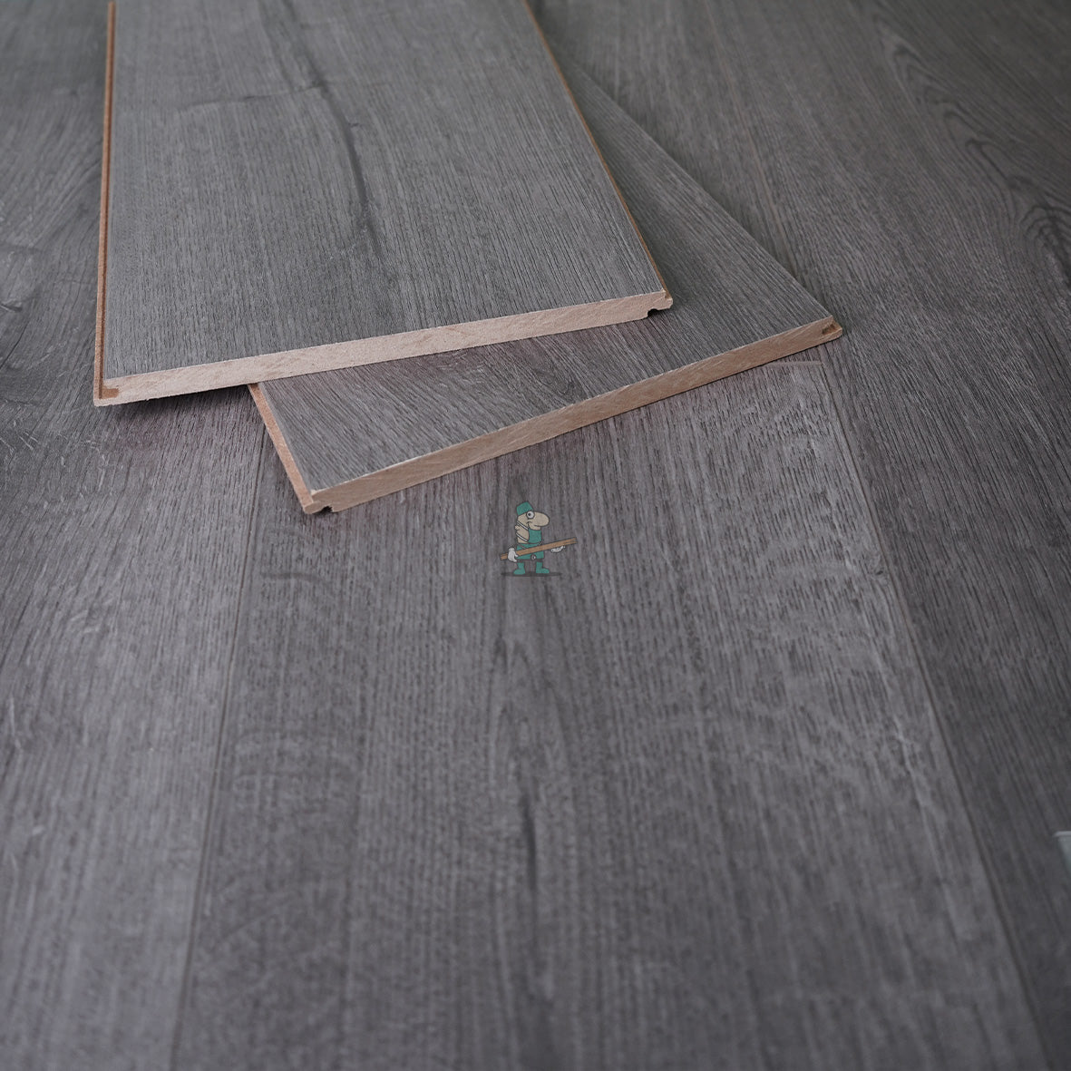 Dark Earl Grey Oak 12mm Laminate – image 3