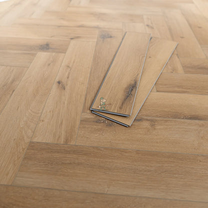 Honeycomb Oak Herringbone Click LVT – close-up of the surface