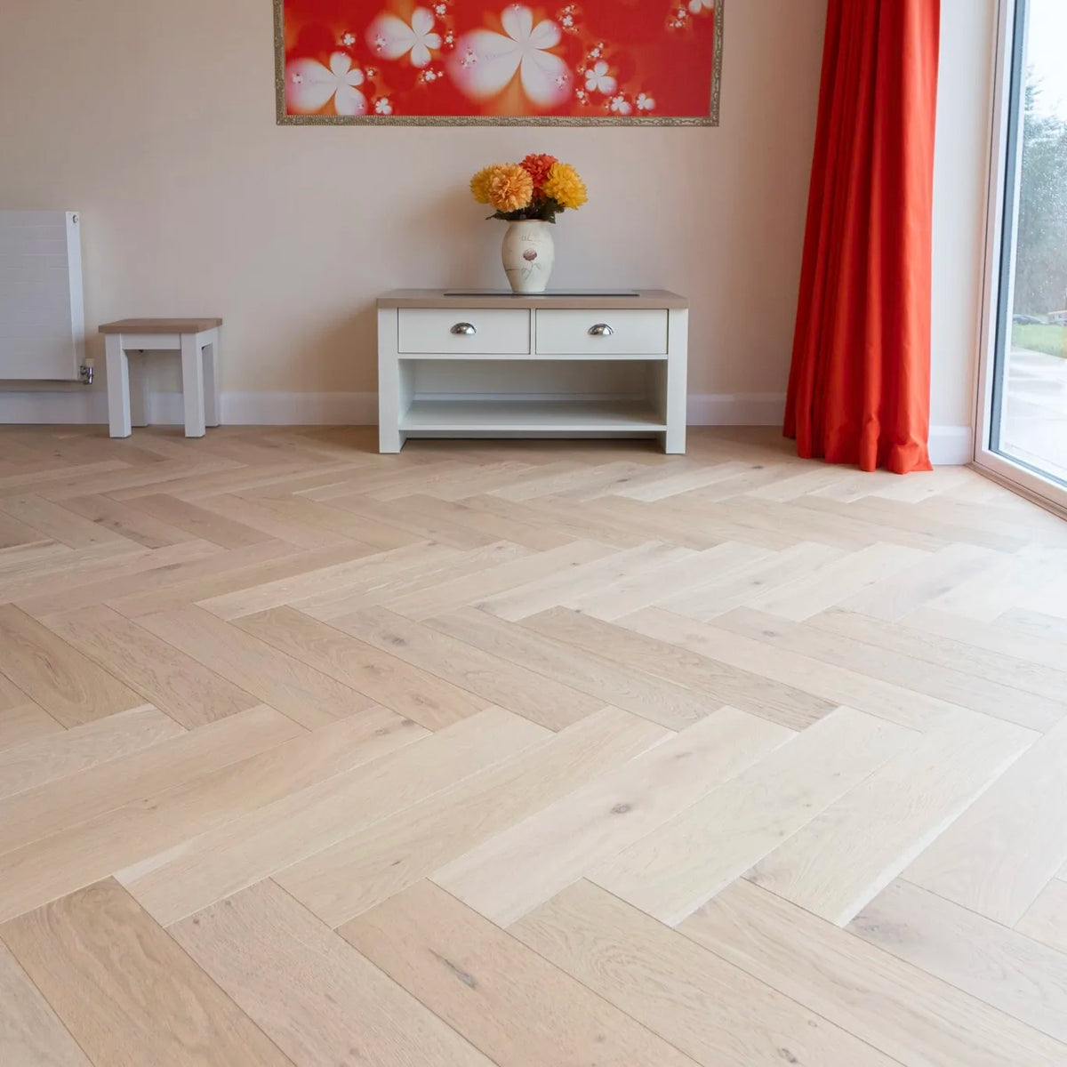 Pale Invisible Oak 125mm Engineered Herringbone – image 1