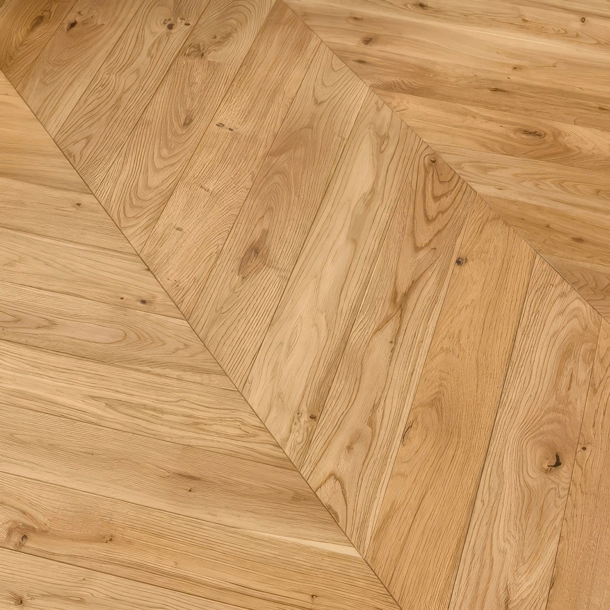 Natural Oak 90mm Solid Chevron – image 3