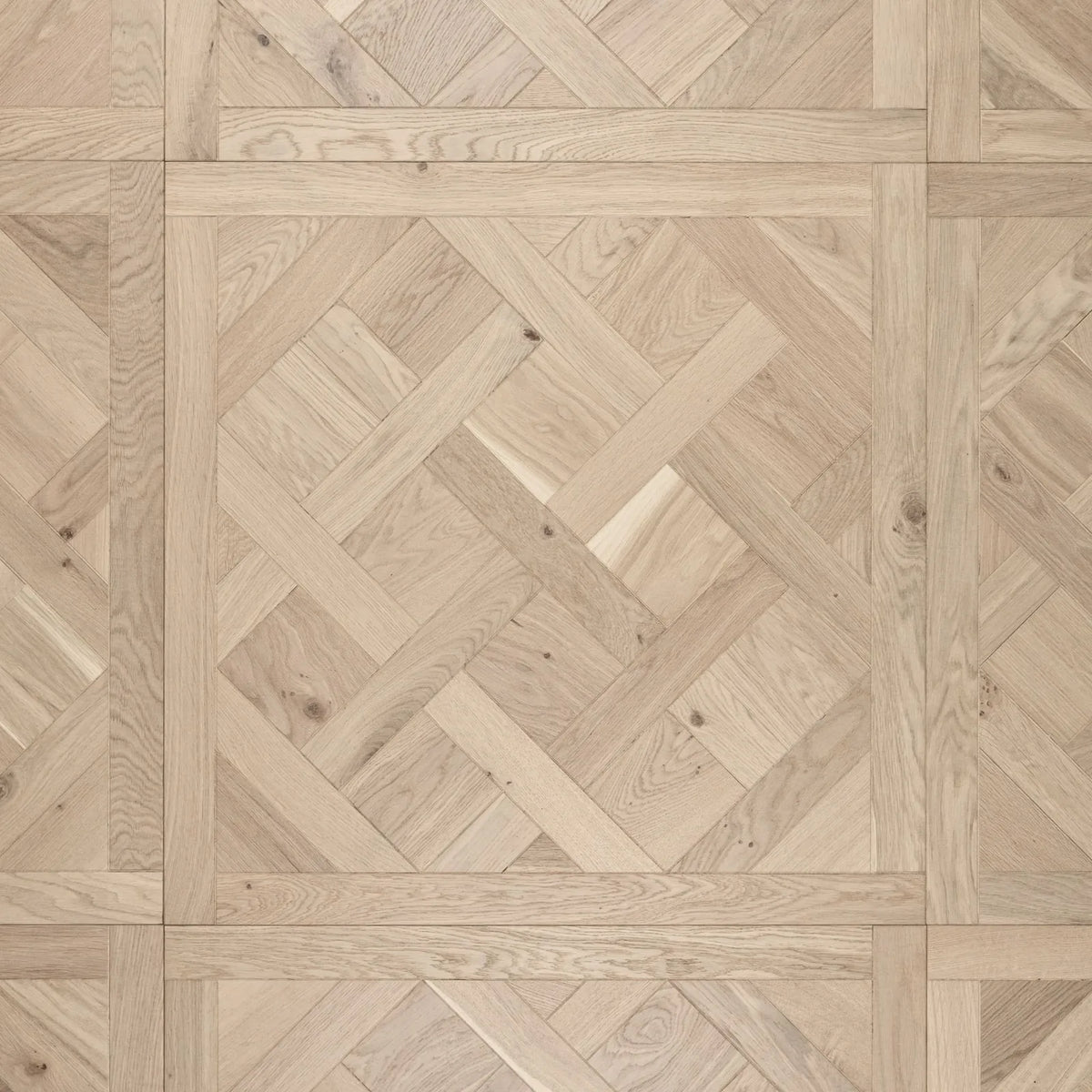 Invisible Oak Engineered Versailles Panel – image 1