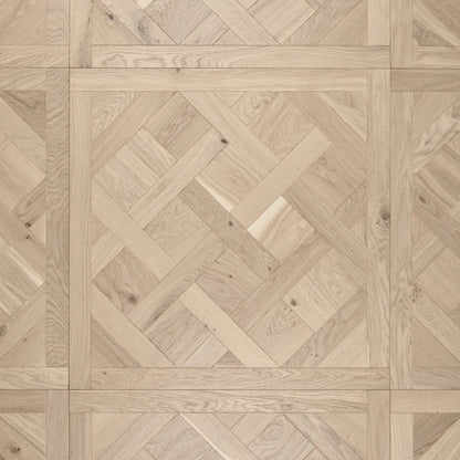 Invisible Oak Engineered Versailles Panel – image 1