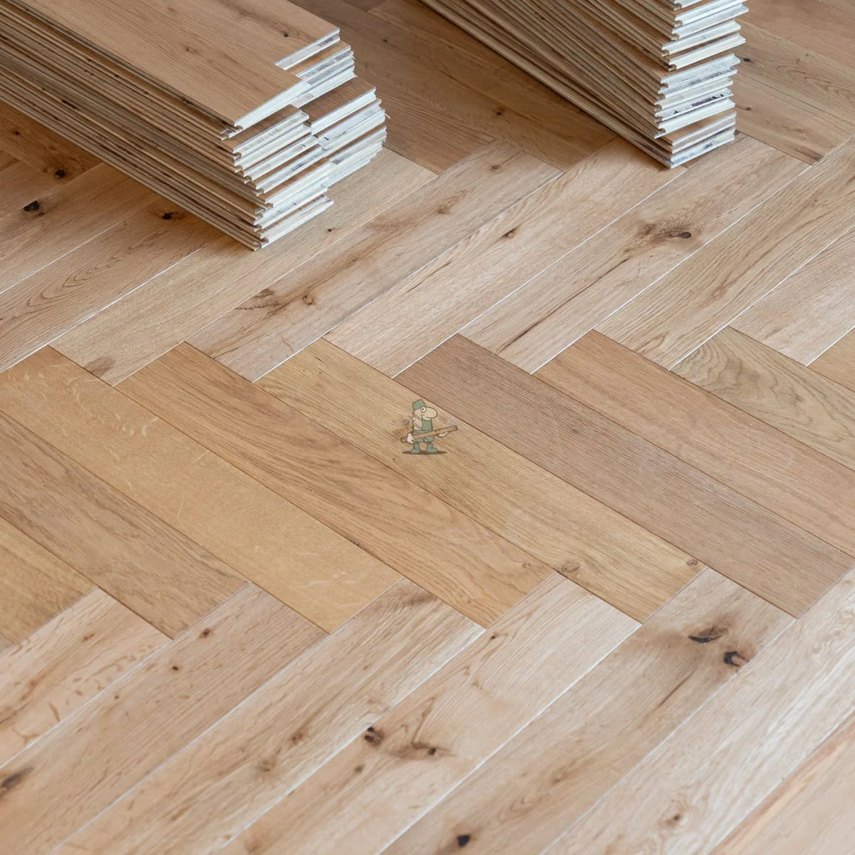 Natural Oak 90mm Engineered Herringbone, 12/1.2mm – close-up of the surface (2)
