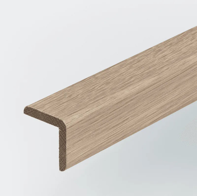8mm Thick Real Wood Solid Oak Stair Lipping 2.7m – image 1