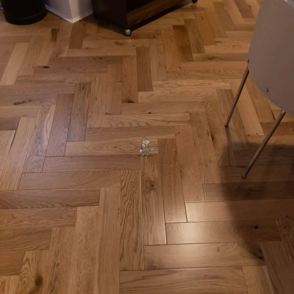 Riviera 14/3 x 90mm Natural Smooth Oak Herringbone Engineered Wood Flooring
