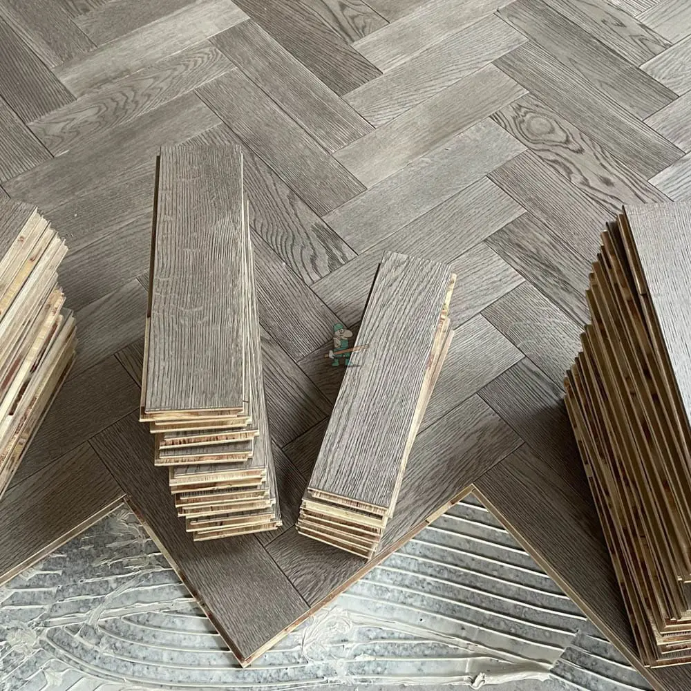 Riviera 18/3 x 80mm SMALL Sterling Silver Oak Herringbone Engineered Wood Flooring