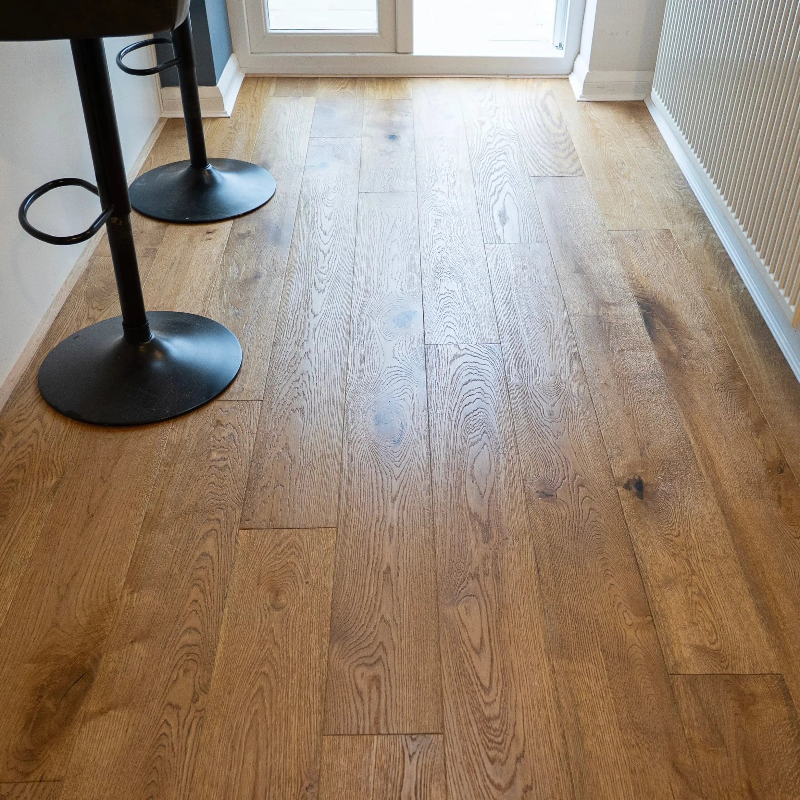 Nature 20/6 x 180mm Brushed Golden Oak Handscraped Engineered Wood Flooring