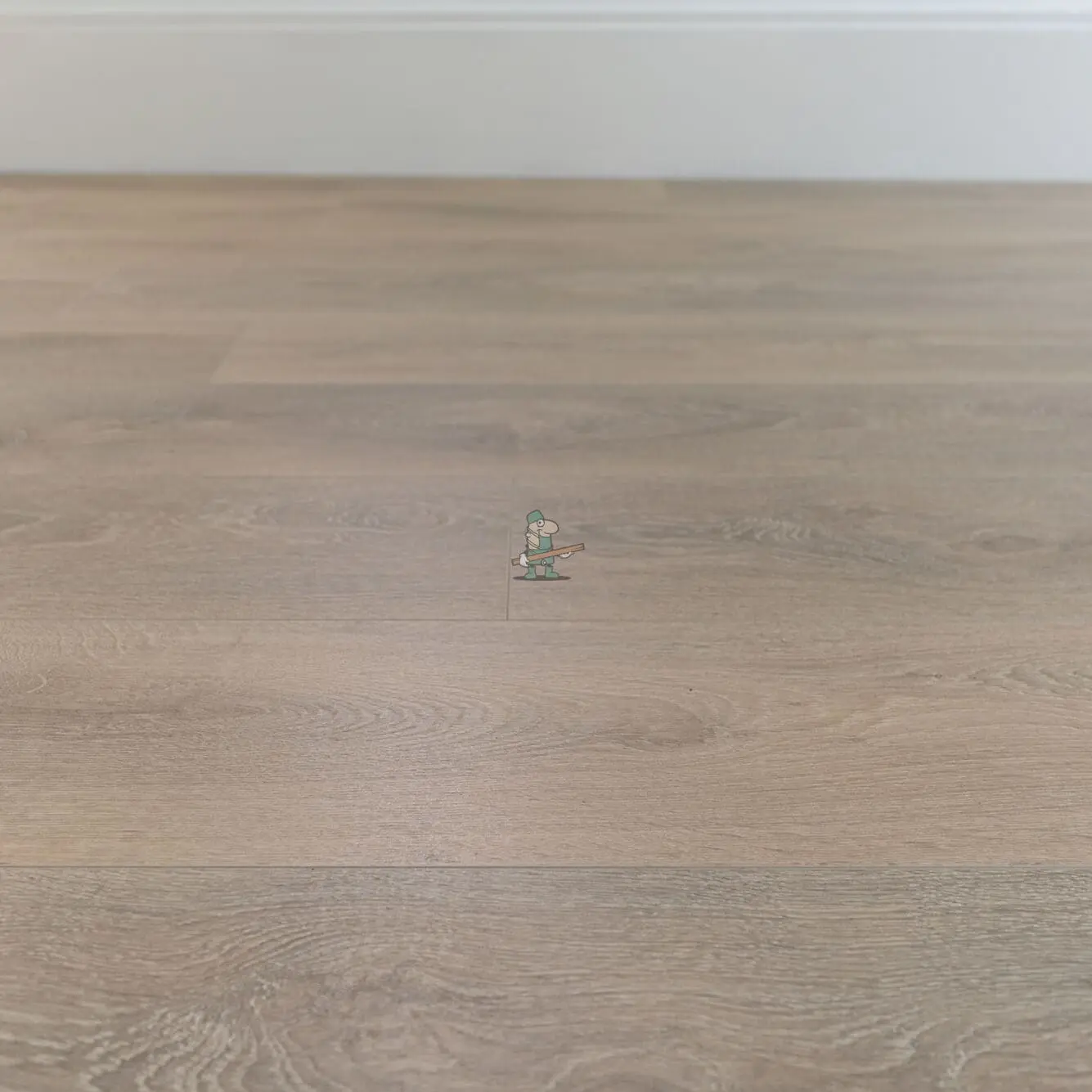 Home Classic 12mm Sahara Light Oak 4V Laminate Flooring