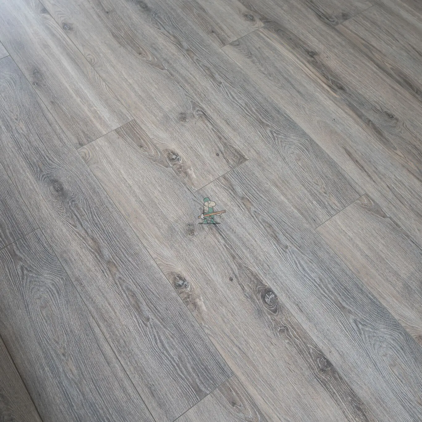 Tornado Grey Oak 12mm Classic Laminate Flooring