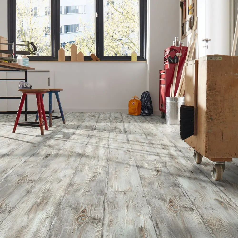 Premium 12mm Moonlight Oak 4V Groove Laminate Flooring